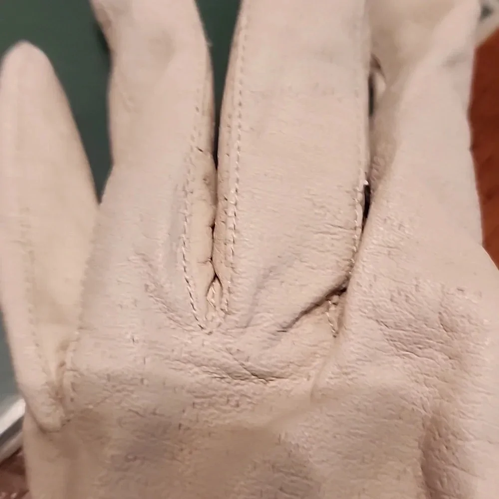 Vintage Light leather gloves‎ 8 NWT
